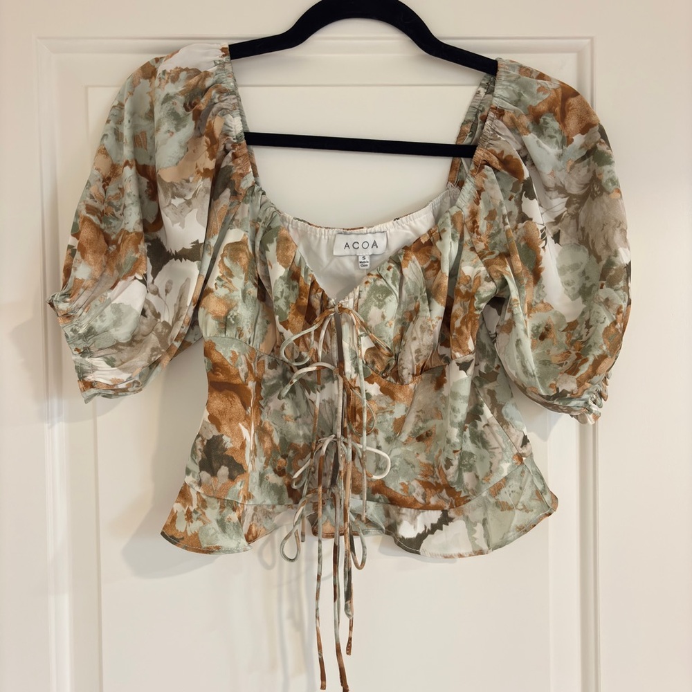 12th Tribe ACOA FloFront Tie Corset Top with Puff Sleeves